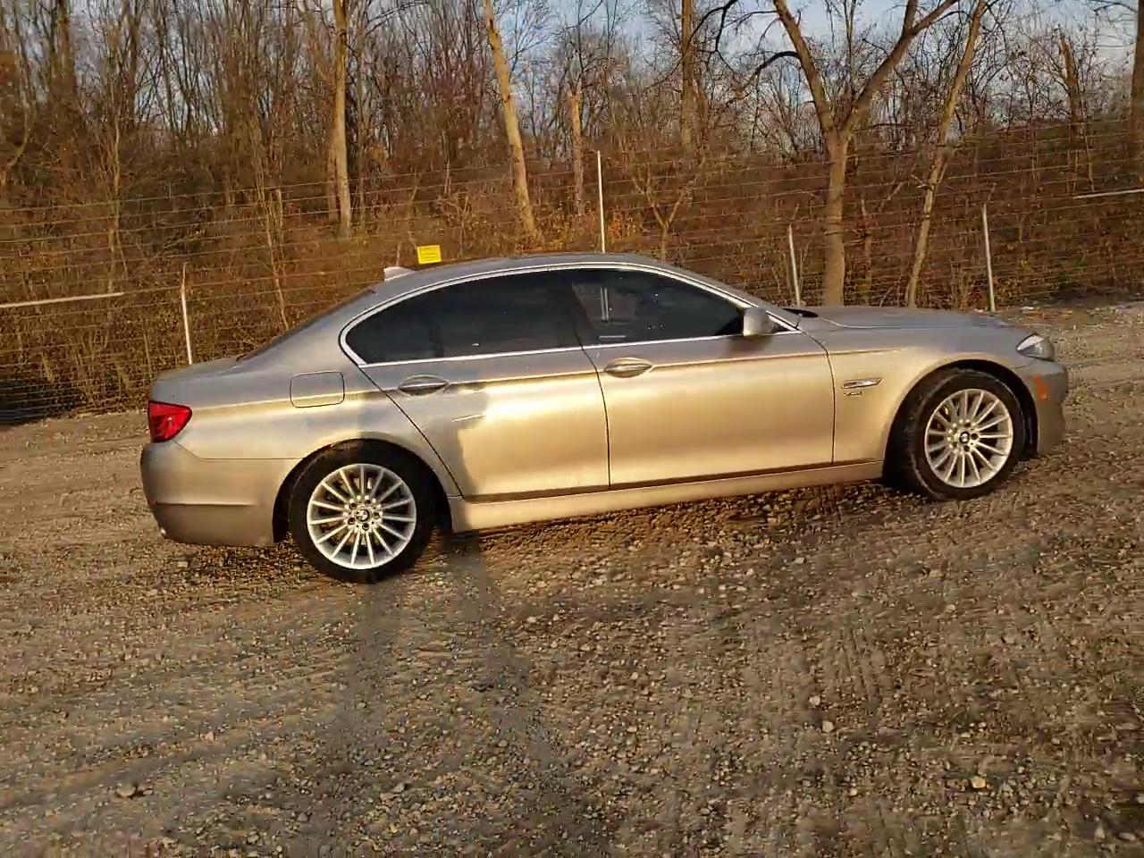 Фото: WBAFU7C51BC878145