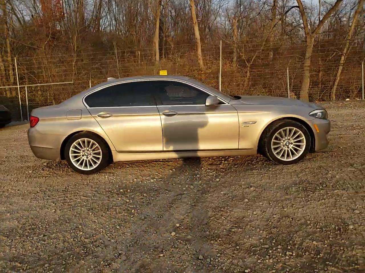 Фото: WBAFU7C51BC878145