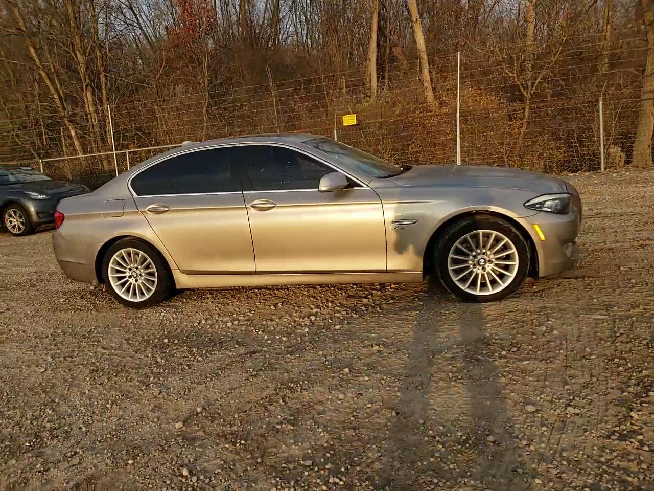 Фото: WBAFU7C51BC878145