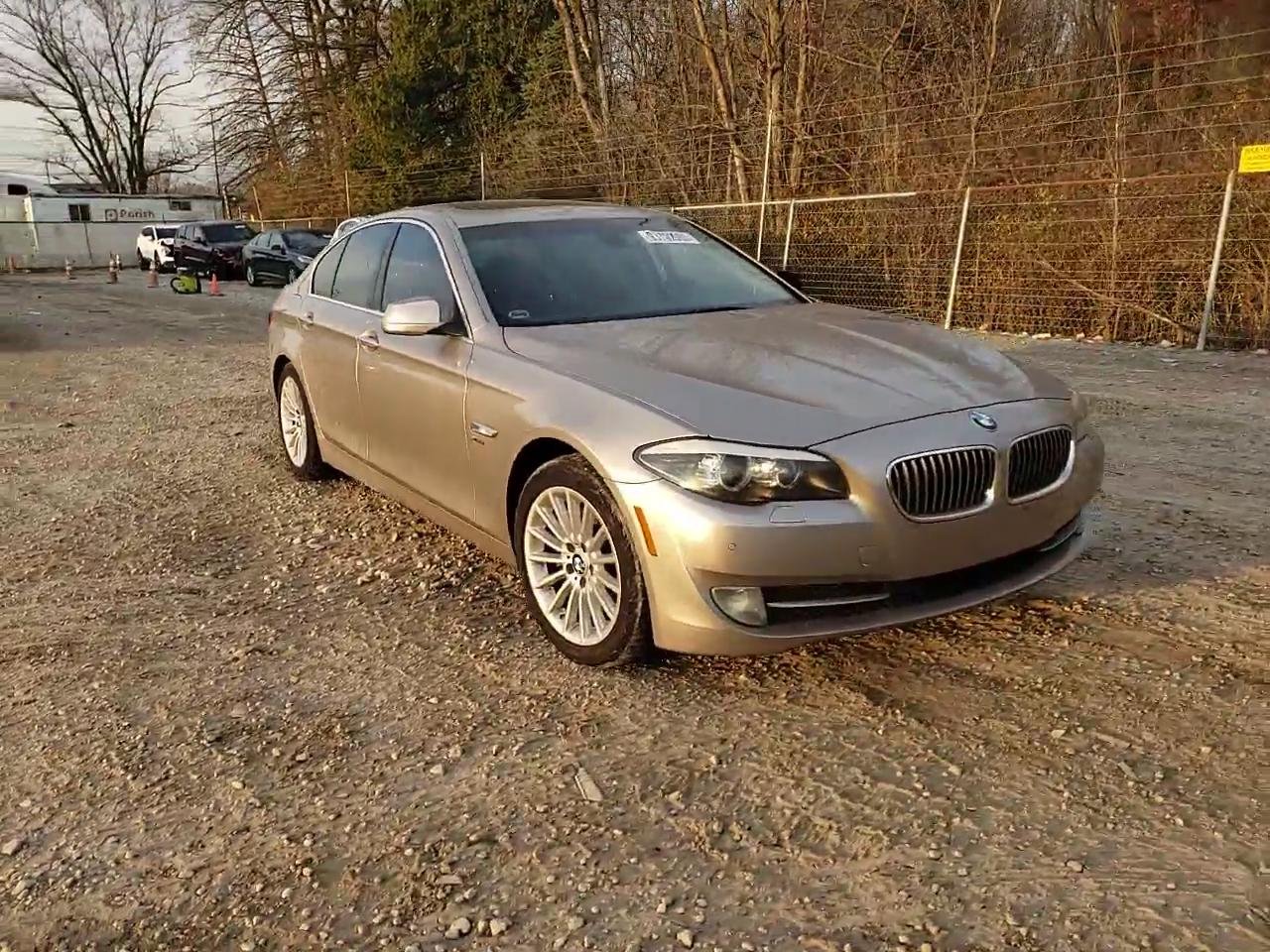 Фото: WBAFU7C51BC878145