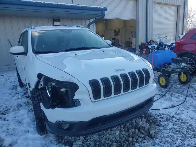 2016 Jeep Cherokee Latitude VIN: 1C4PJMCB3GW286370 Lot: 91706965