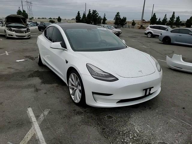 2019 Tesla Model 3 VIN: 5YJ3E1EB7KF425587 Lot: 92957365