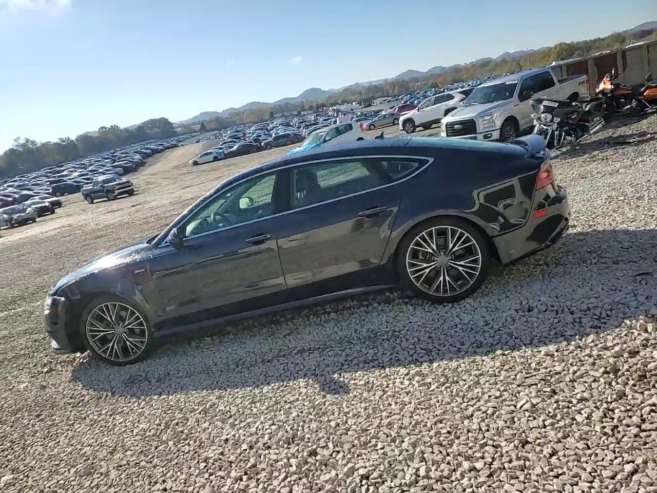 Фото: WAUWGAFC7GN001539