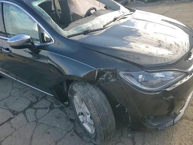 2019 Chrysler Pacifica Limited VIN: 2C4RC1GGXKR715433 Lot: 92389555