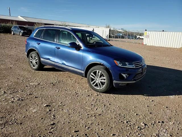 2016 Volkswagen Touareg Sport VIN: WVGEF9BP6GD002417 Lot: 92544365
