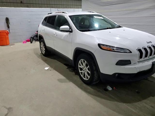 2014 Jeep Cherokee Latitude VIN: 1C4PJMCS6EW228010 Lot: 92225715