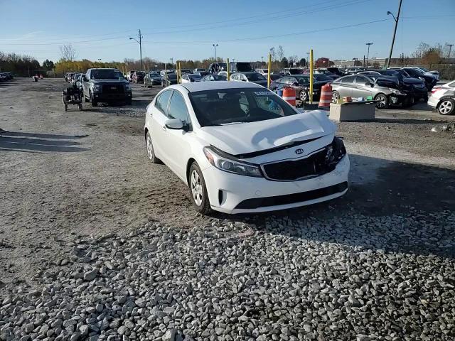 2018 Kia Forte Lx VIN: 3KPFK4A78JE241594 Lot: 92419545