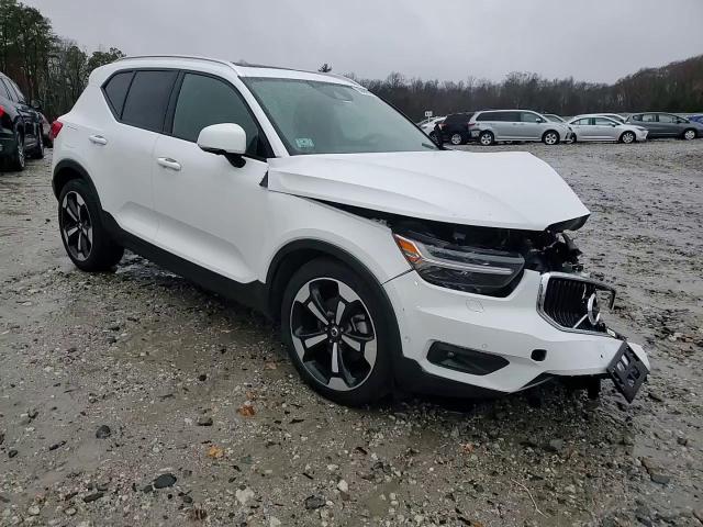 2019 Volvo Xc40 T5 Momentum VIN: YV4162UK9K2071843 Lot: 90800575