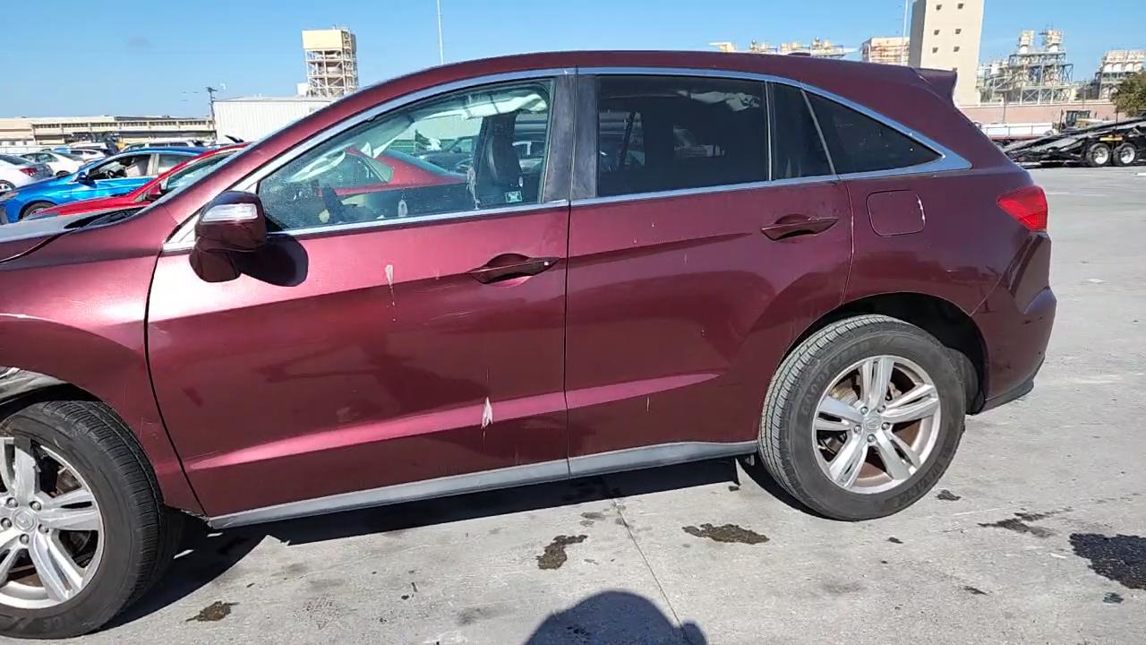 Фото: 5J8TB3H30DL000755