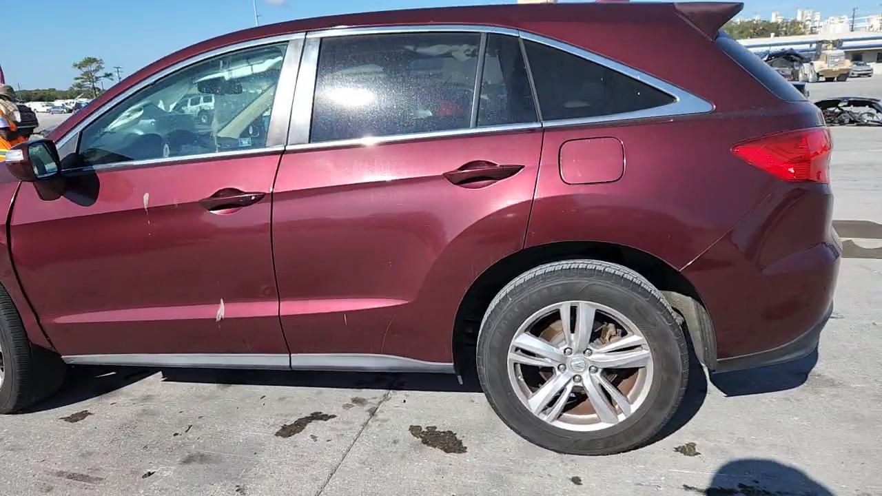 Фото: 5J8TB3H30DL000755