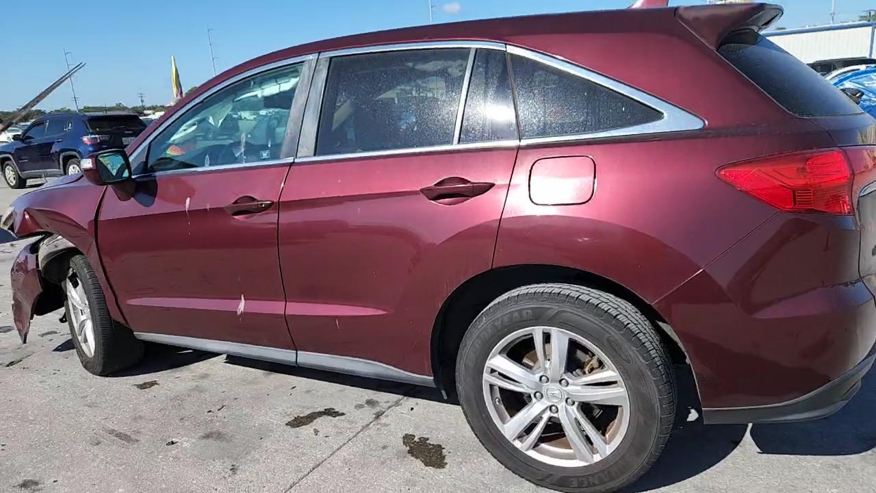 Фото: 5J8TB3H30DL000755