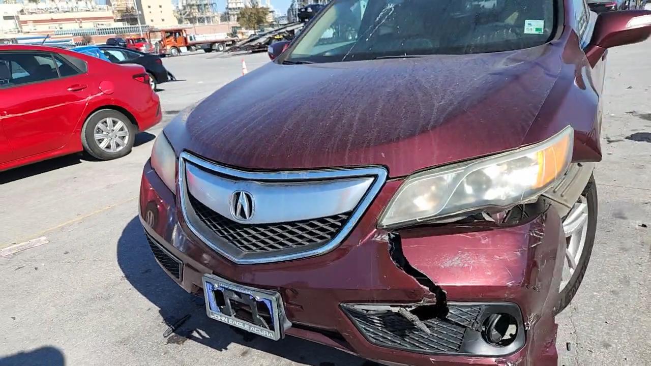 Фото: 5J8TB3H30DL000755