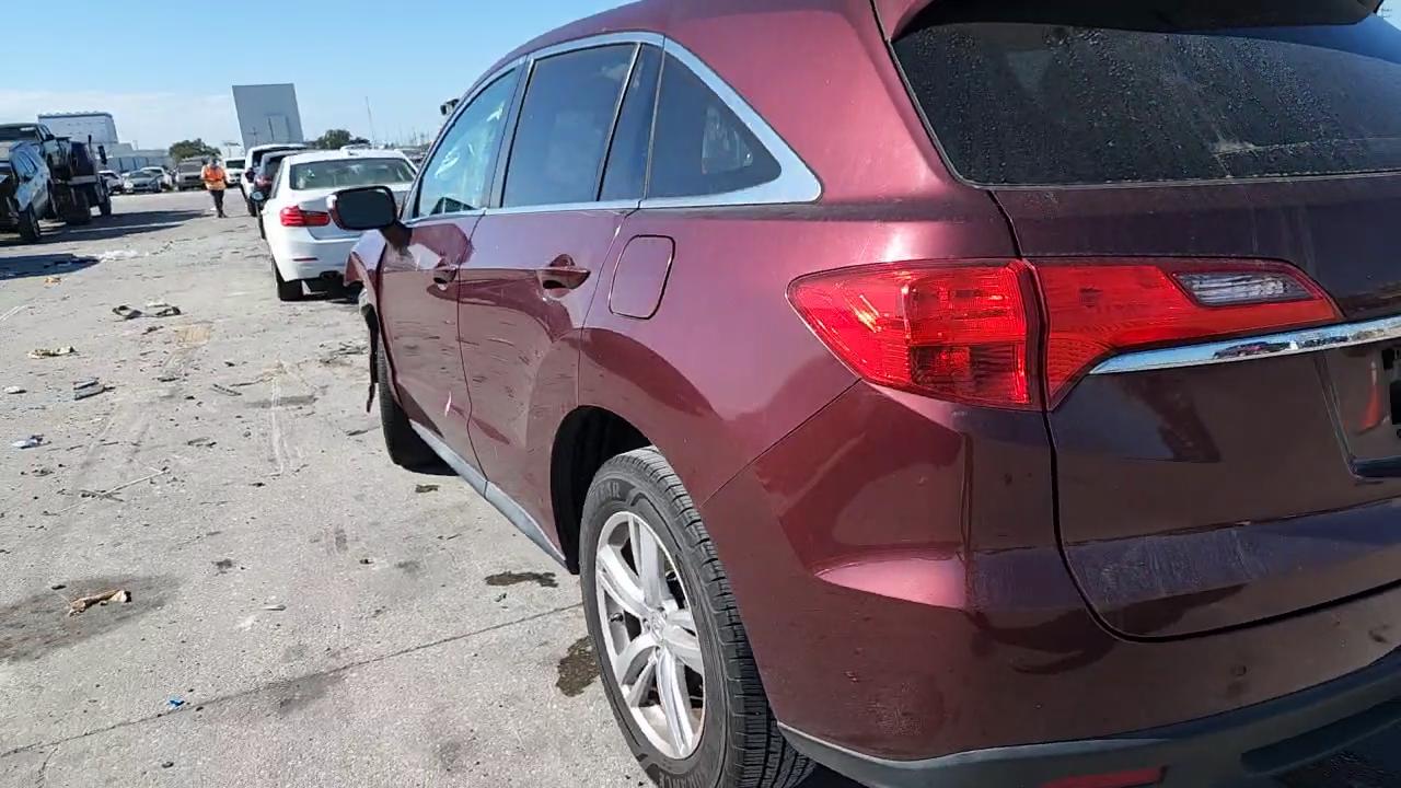 Фото: 5J8TB3H30DL000755