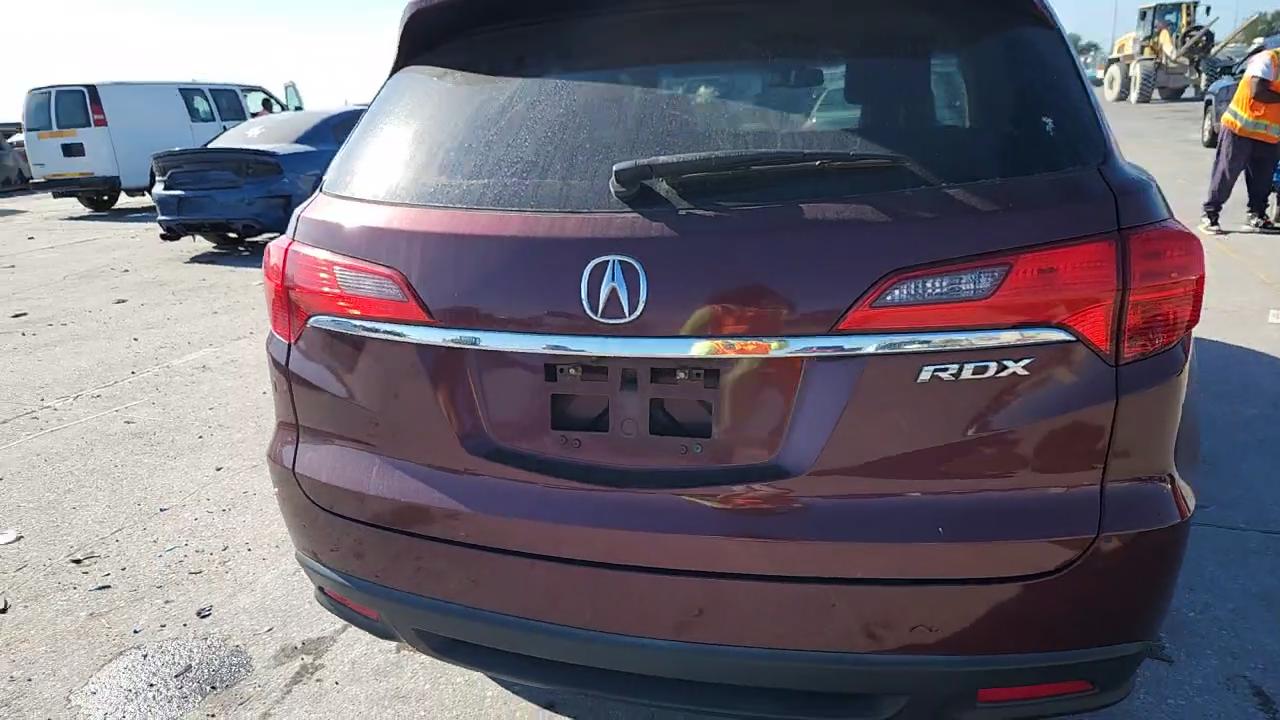 Фото: 5J8TB3H30DL000755