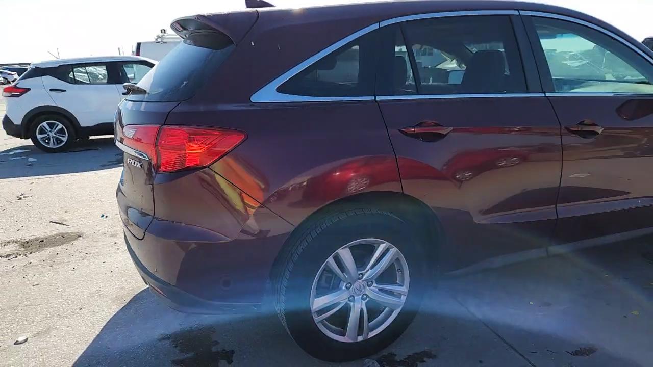 Фото: 5J8TB3H30DL000755