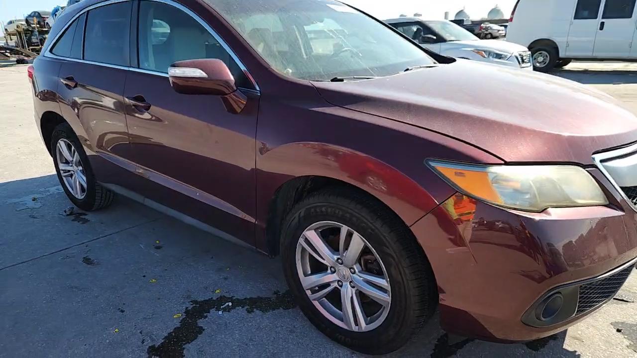 Фото: 5J8TB3H30DL000755