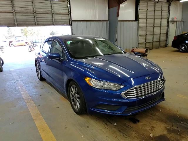 2017 Ford Fusion Se VIN: 3FA6P0HDXHR391690 Lot: 92989445