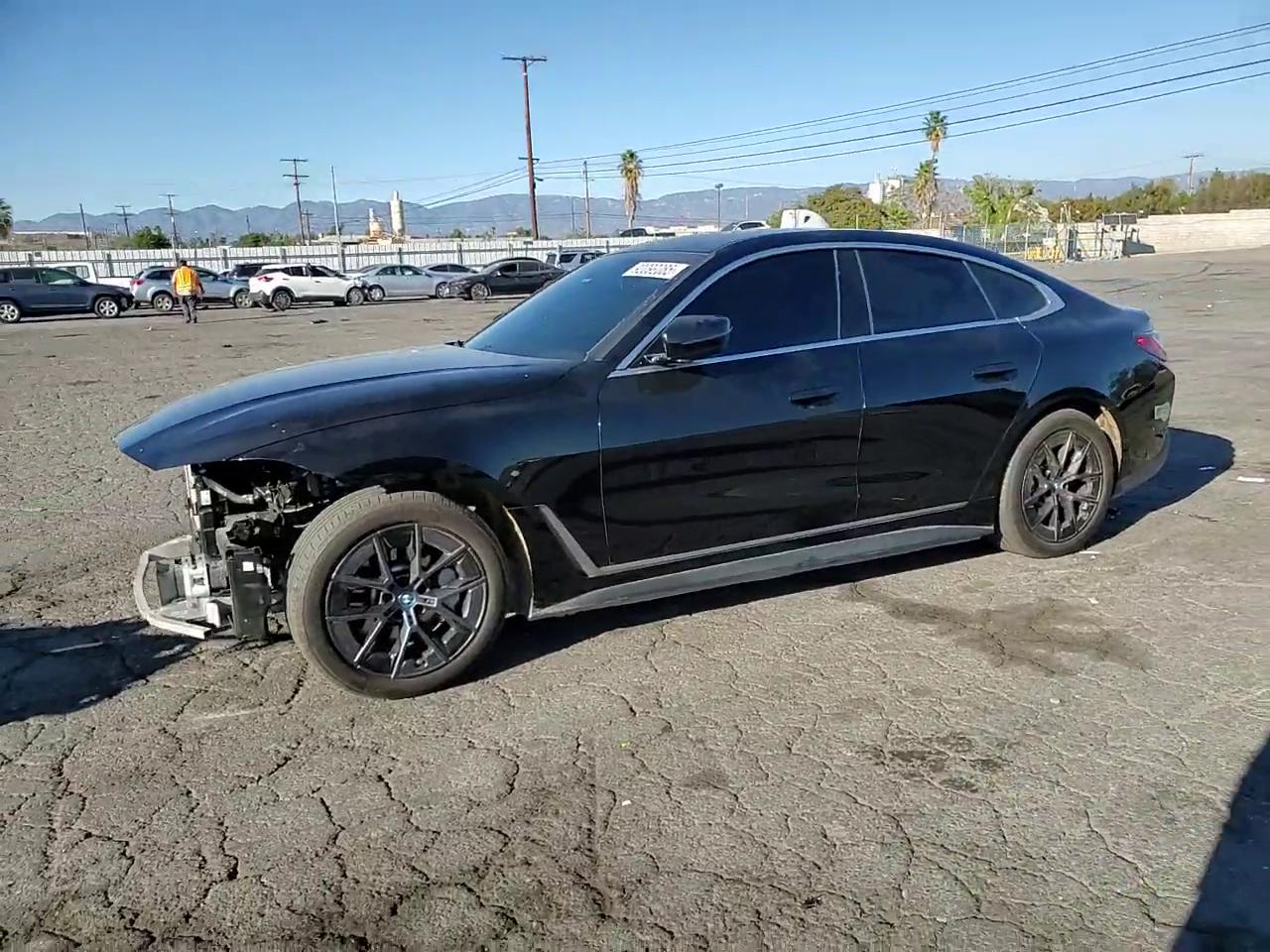 Фото: WBY73AW02PFP68460