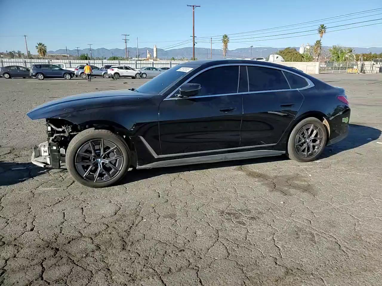 Фото: WBY73AW02PFP68460