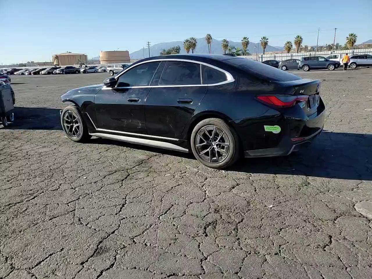 Фото: WBY73AW02PFP68460