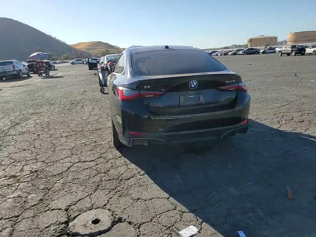 Фото: WBY73AW02PFP68460