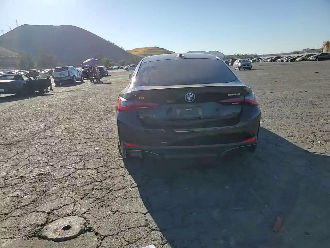 Фото: WBY73AW02PFP68460