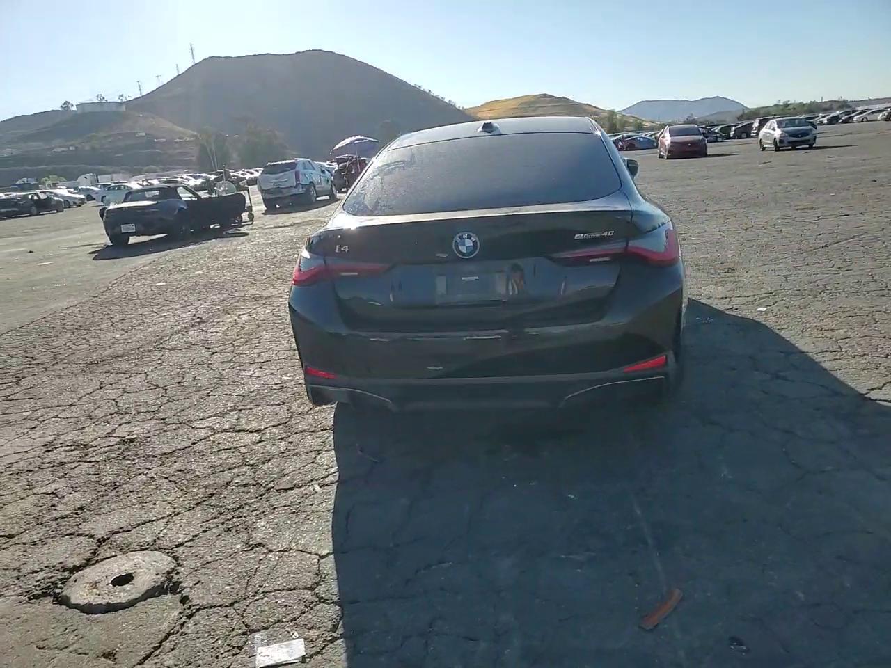 Фото: WBY73AW02PFP68460