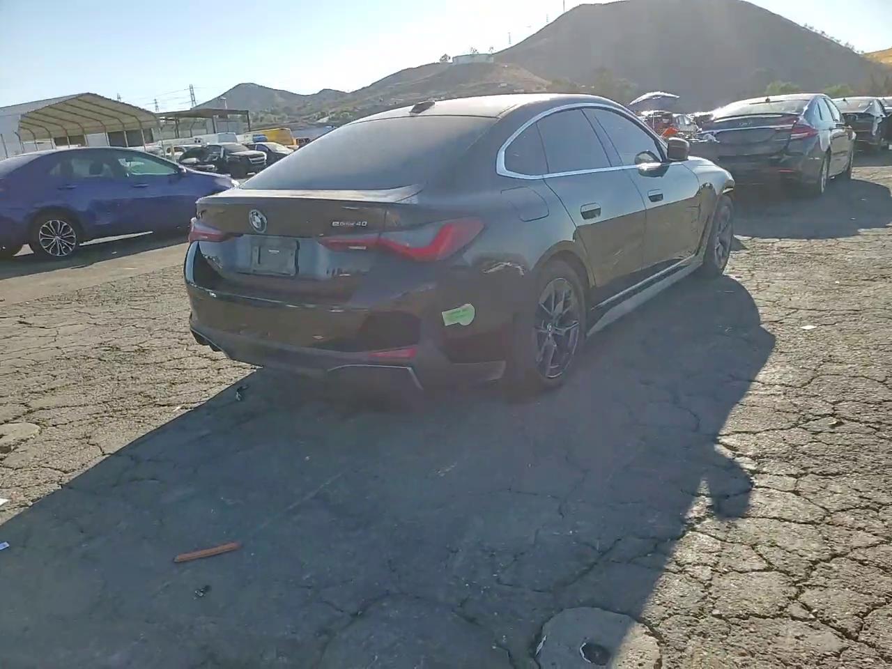 Фото: WBY73AW02PFP68460