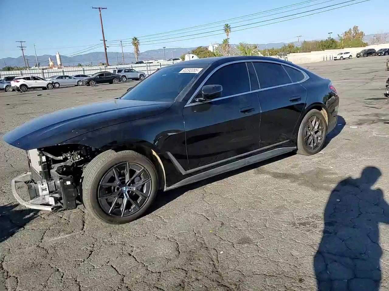 Фото: WBY73AW02PFP68460