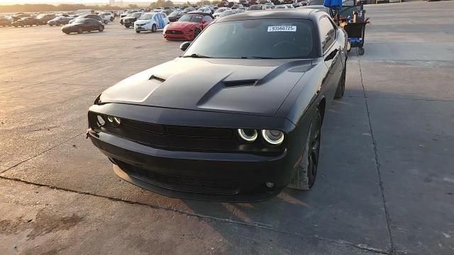 2022 Dodge Challenger Sxt VIN: 2C3CDZAG8NH132075 Lot: 93560725