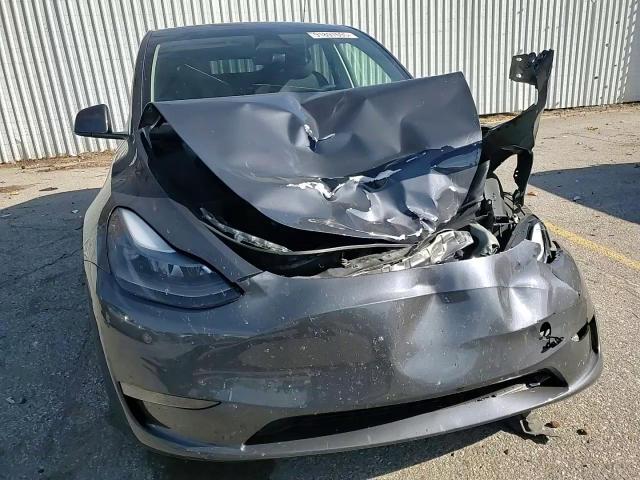 2023 Tesla Model Y VIN: 7SAYGDEE1PA208426 Lot: 91897695