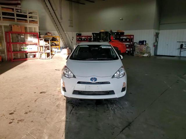 2014 Toyota Prius C VIN: JTDKDTB30E1077135 Lot: 91738345