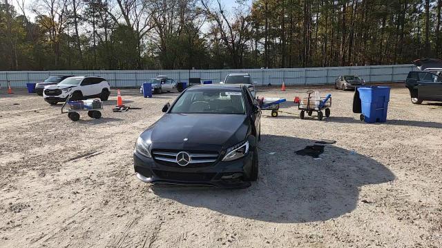 2015 Mercedes-Benz C 300 VIN: 55SWF4JB3FU075168 Lot: 92743055