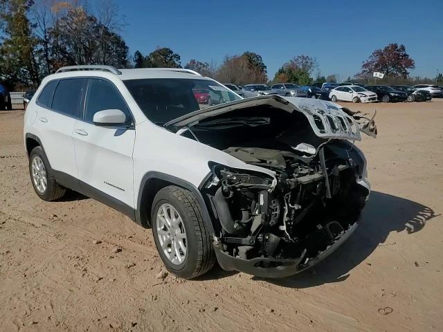 2017 Jeep Cherokee Latitude VIN: 1C4PJLCS0HW560295 Lot: 92219175