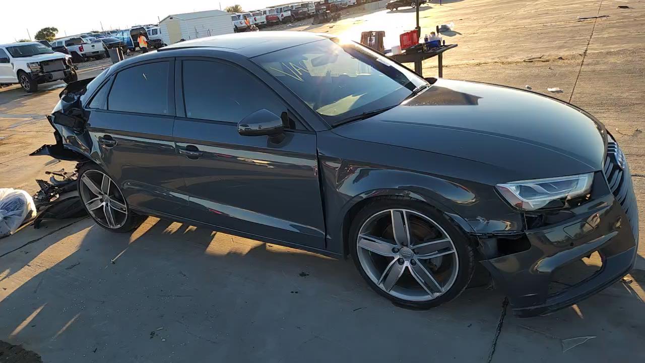 Фото: WAUCUGFFXLA005935