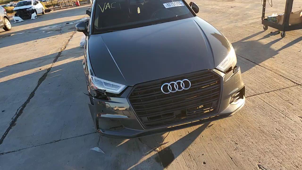 Фото: WAUCUGFFXLA005935