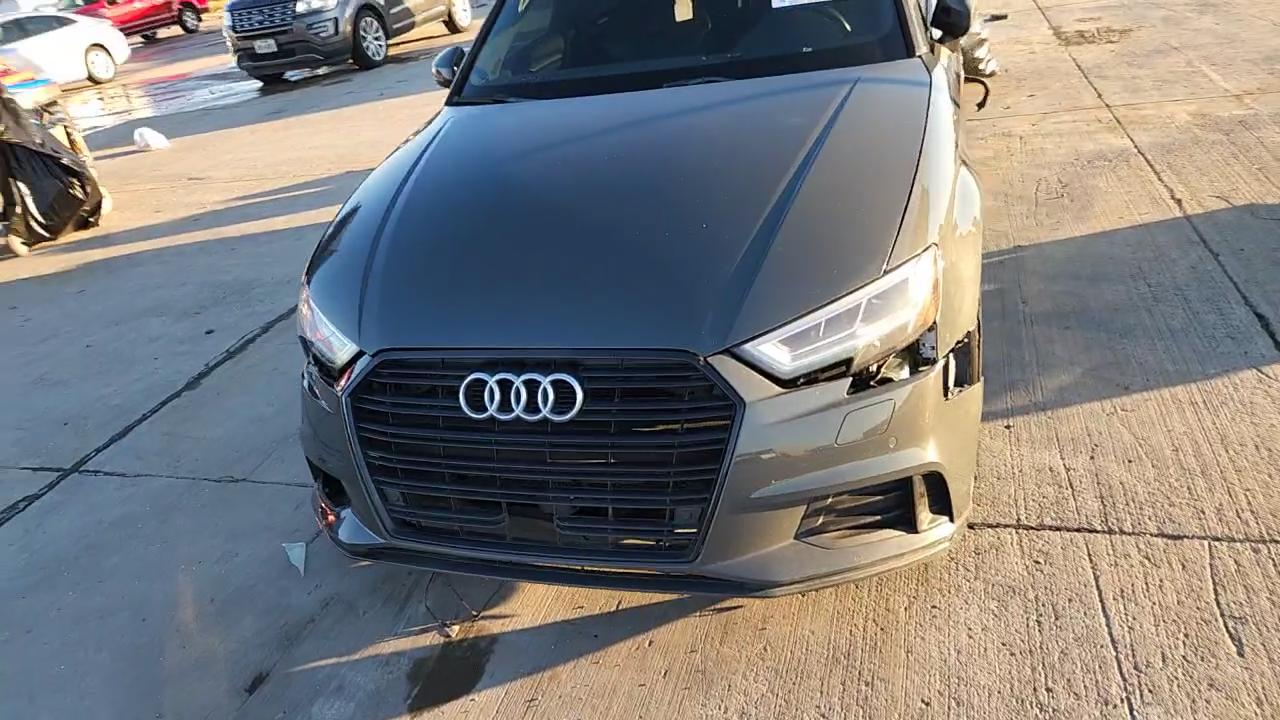 Фото: WAUCUGFFXLA005935