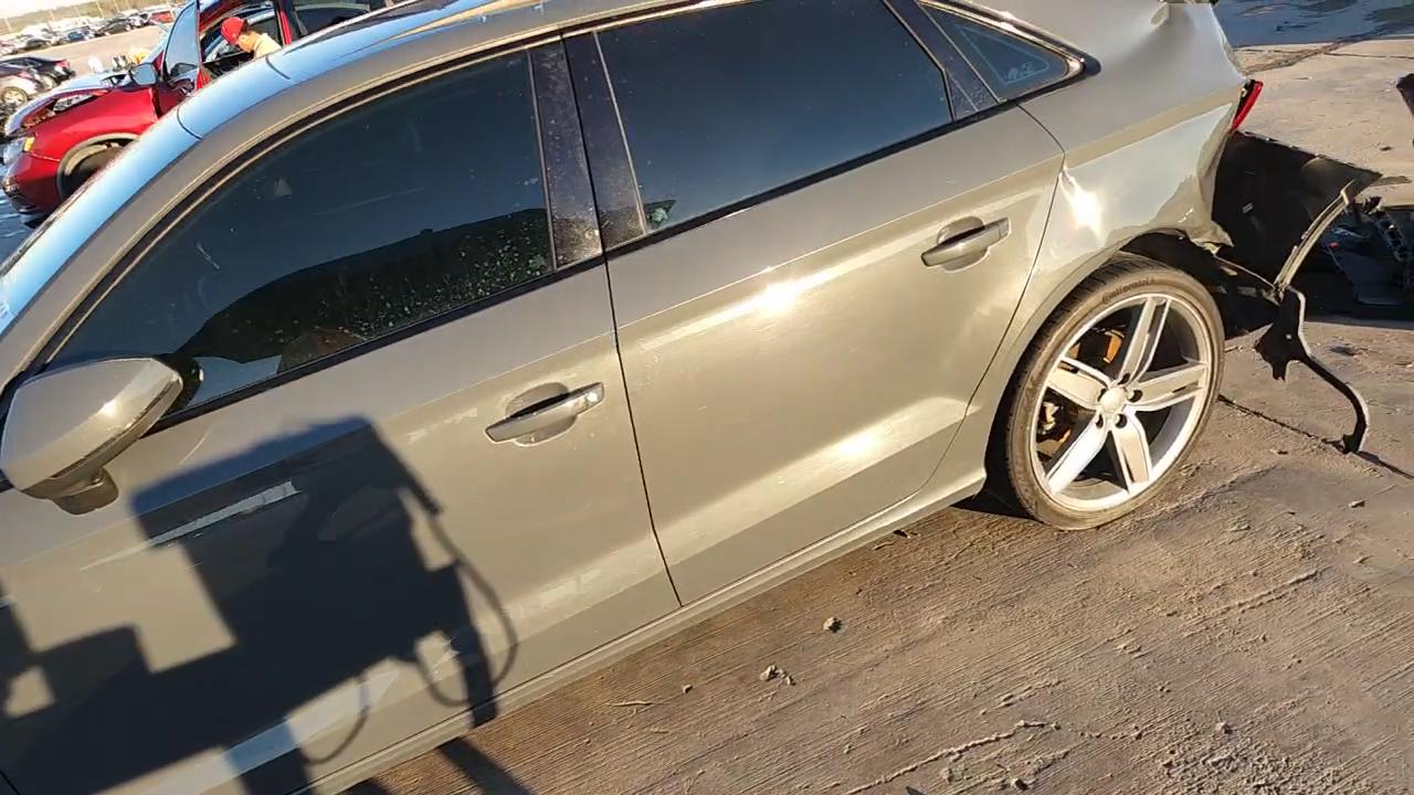 Фото: WAUCUGFFXLA005935