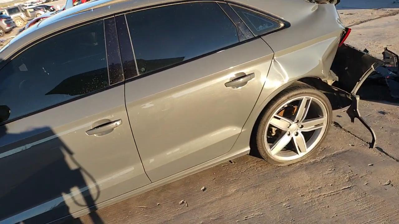 Фото: WAUCUGFFXLA005935