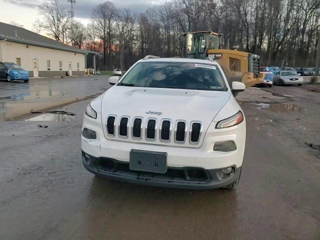 2016 Jeep Cherokee Latitude VIN: 1C4PJMCB8GW286591 Lot: 94309305