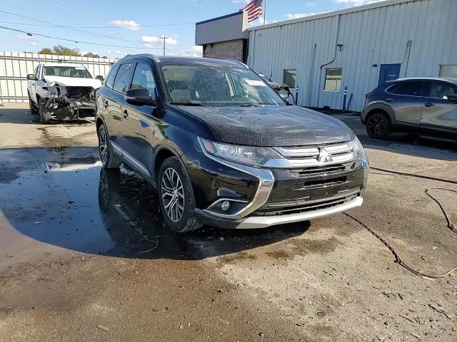 2017 Mitsubishi Outlander Se VIN: JA4AD3A30HZ019992 Lot: 92160255