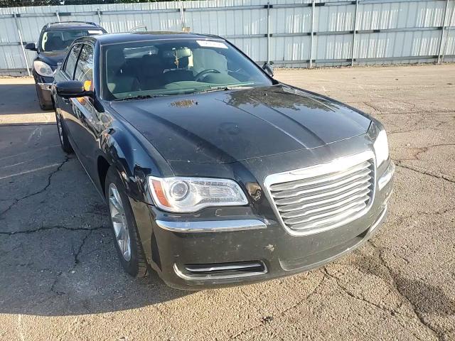 2014 Chrysler 300 VIN: 2C3CCAAG9EH355553 Lot: 92842125