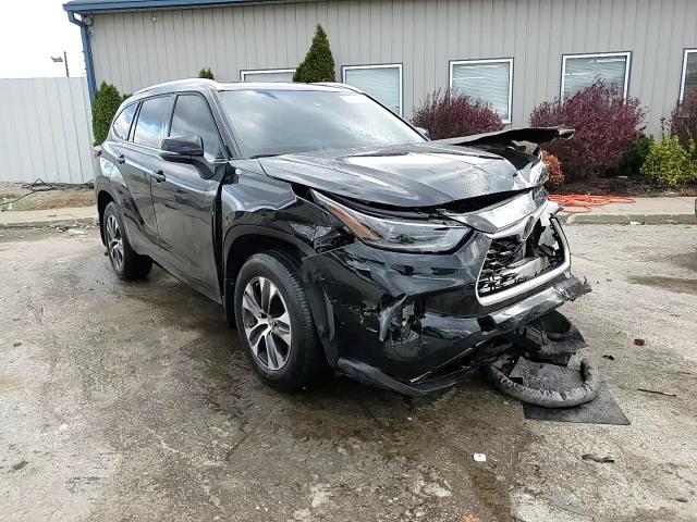2021 Toyota Highlander Xle VIN: 5TDGZRBH6MS556120 Lot: 94405495