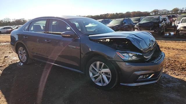 2018 Volkswagen Passat Se VIN: 1VWBA7A34JC042000 Lot: 93989515