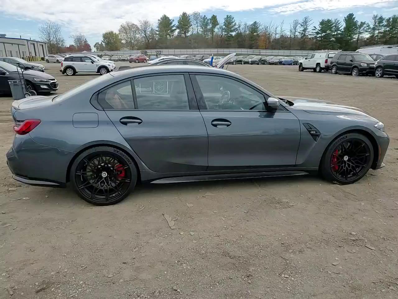 Фото: WBS53AY04PFN87326