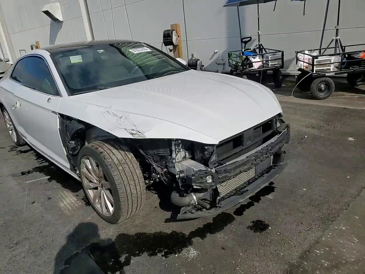 Фото: WAUPNAF51JA031016