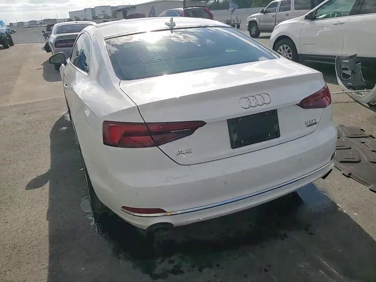 Фото: WAUPNAF51JA031016