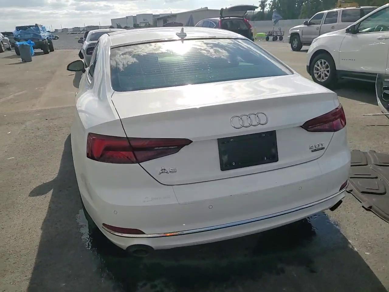 Фото: WAUPNAF51JA031016