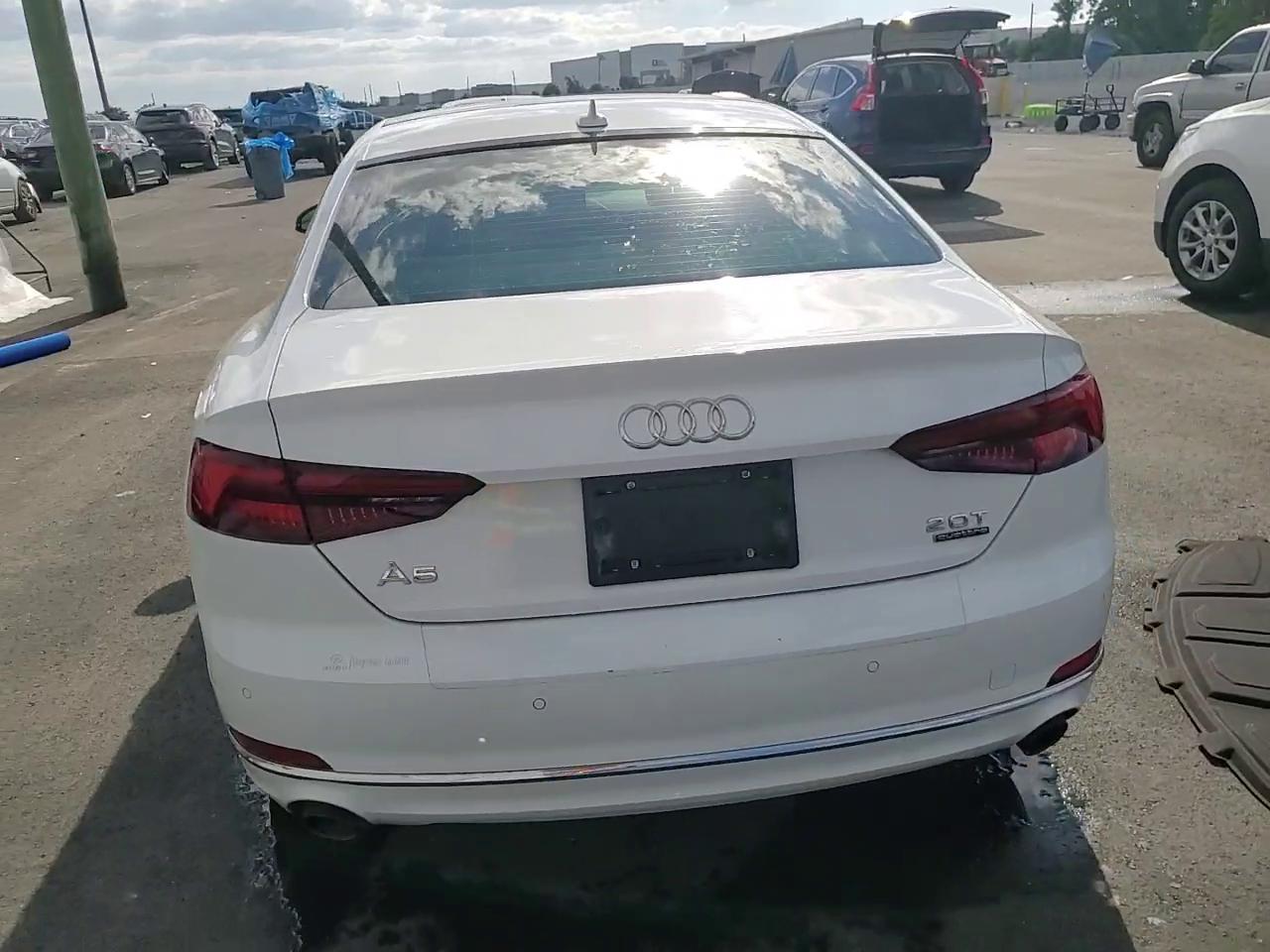 Фото: WAUPNAF51JA031016