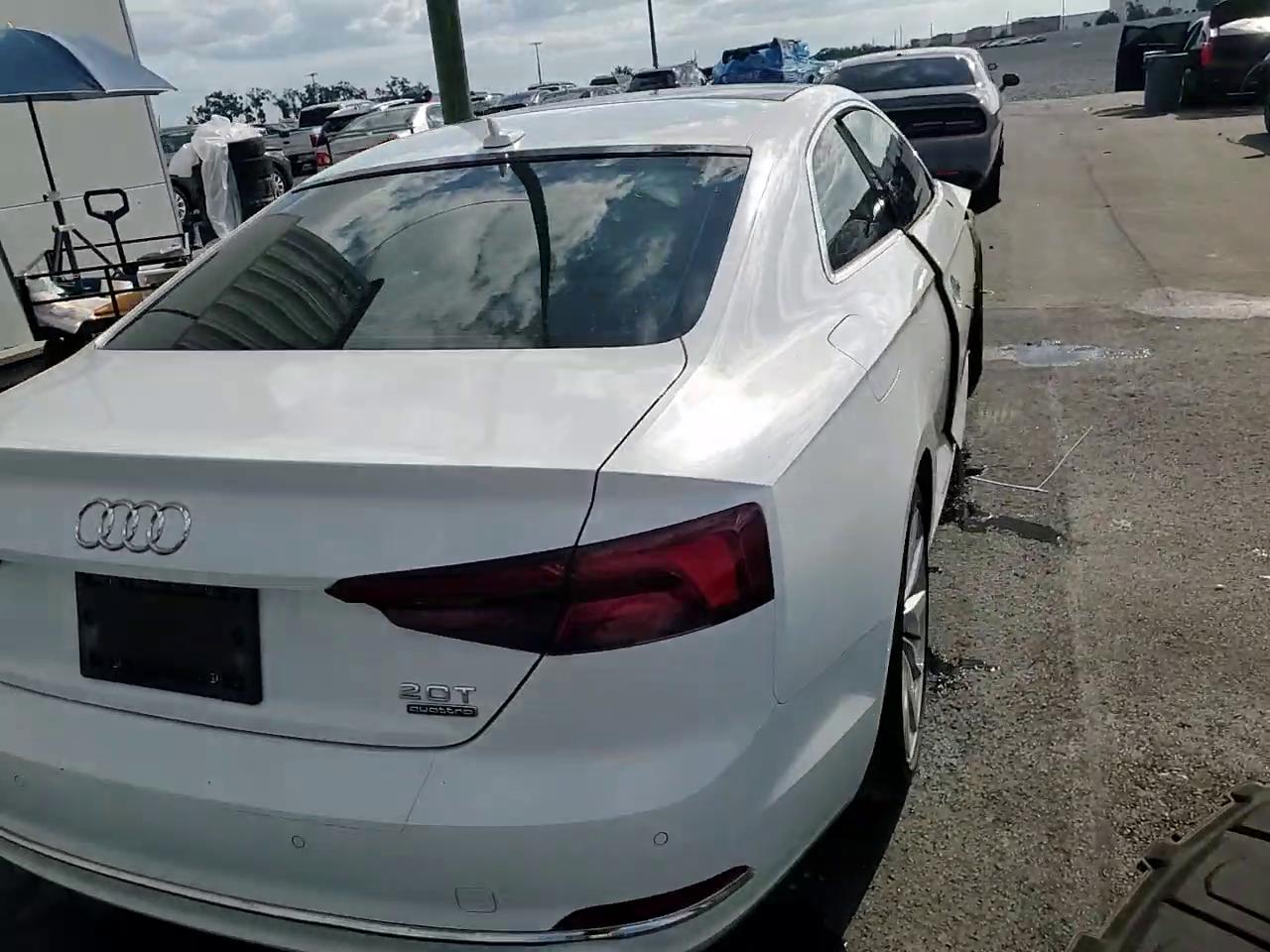 Фото: WAUPNAF51JA031016